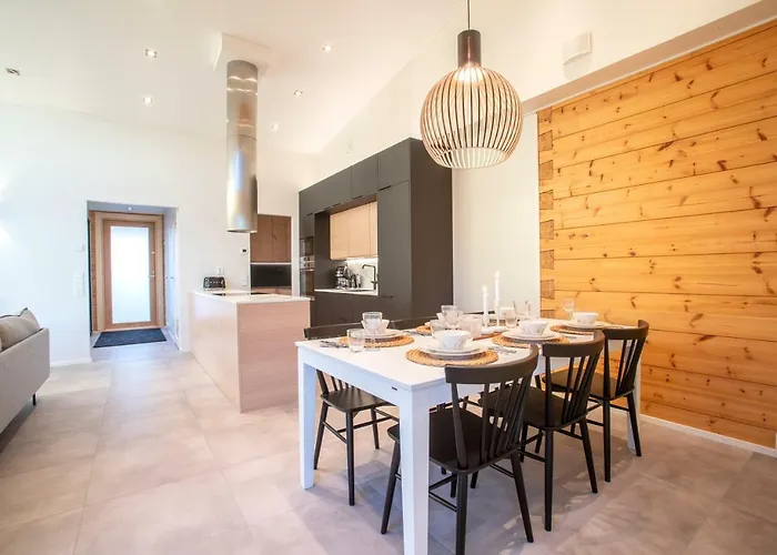 Riverside Luxury Suites