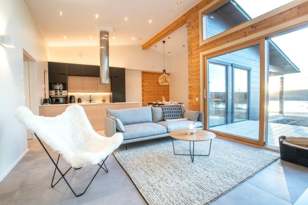Riverside Luxury *